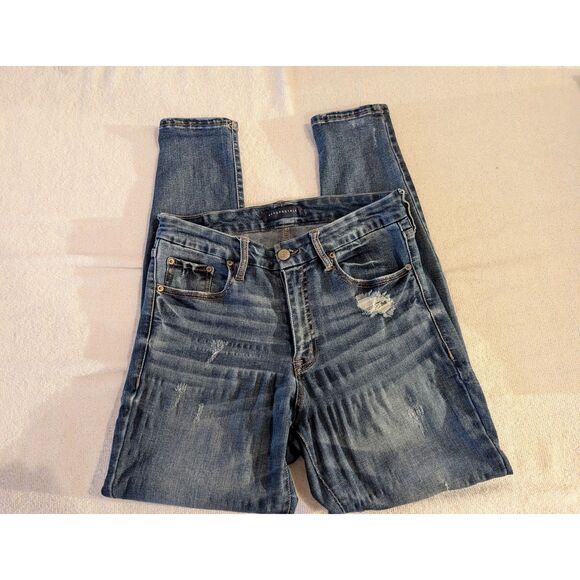 Aeropostale distressed high rise jeans  Sz 8 - Picture 4 of 9
